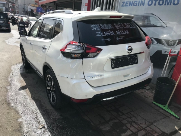 Nissan X-Trail 2014-2017-T32  Arka Bagaj &Ccedil;ıkma Orjinal