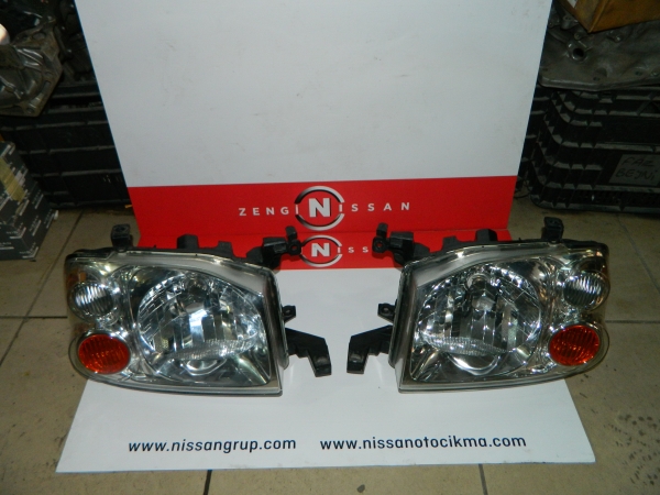 Nissan Skystar 2003-2010 Sağ Far Orjinal Yedek Par&ccedil;a