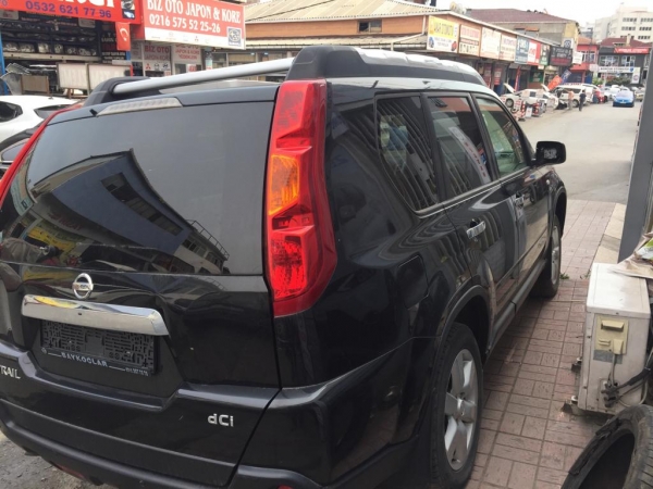 Nissan X-Trail T31-2010-2013 Sağ &Ouml;n Kapı &Ccedil;ıkma Ojinal Par&ccedil;a