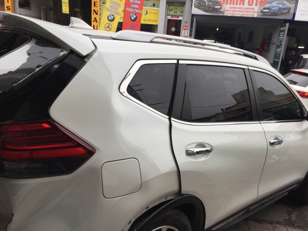 Nissan X-Trail T32 2018-2021 Sağ Arka Kapı &Ccedil;ıkma Orjinal