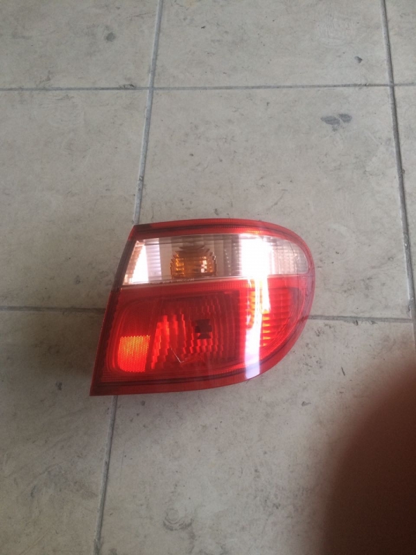 Nissan Almera &Ccedil;ıkma Sağ Stop 2007-2010