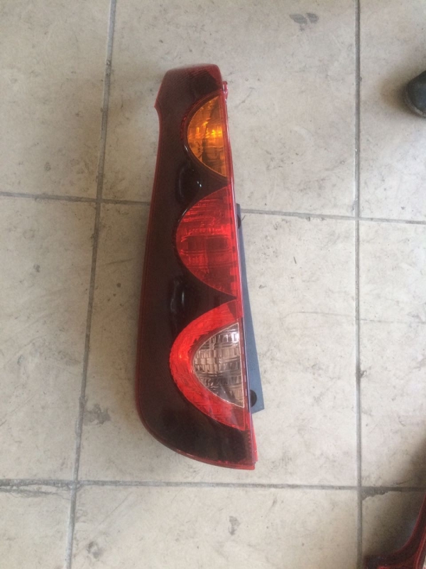 Nissan Note &Ccedil;ıkma Sol Stop 2008-2010