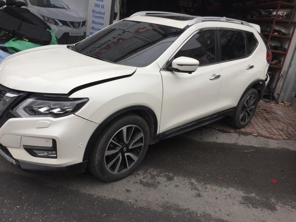 Nissan X-Trail T32 2018-2021 Dikiz Aynaları S&ouml;kme Orjinal Yedek Par&ccedil;a