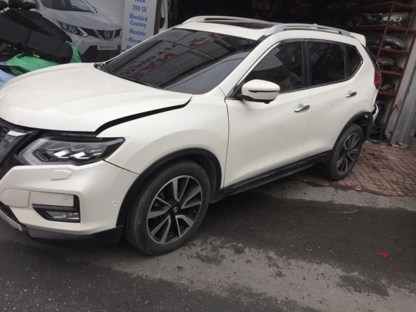 Nissan X-Trail T32-2018-2021 Sedef Beyaz Hurda