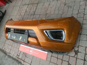 Nissan Navara 2014-2018 Sol &Ouml;n Sis Orjinal Yedek Par&ccedil;a