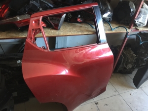 Nissan Juke 2014-2018 Sağ Arka Kapı &Ccedil;ıkma Yedek Par&ccedil;a
