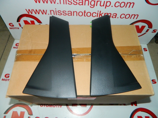 Qashqai J11-2010-2013 Arka Kapı Direk Kaplama Bakalit &Ccedil;ıkma